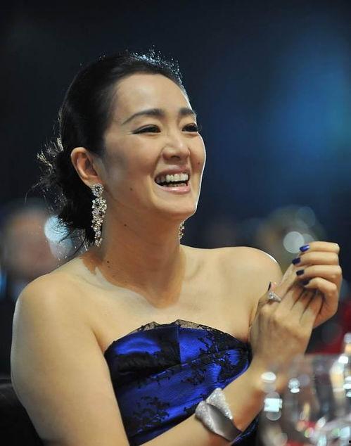 巩俐最新爆料视频,揭秘演艺圈不为人知的幕后真相  第1张